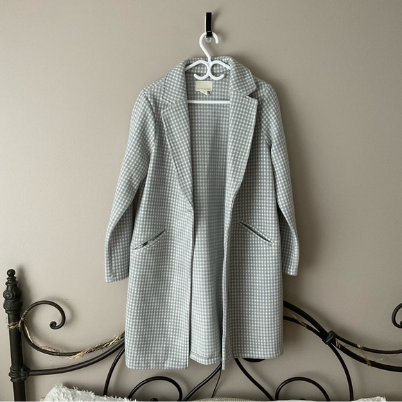 Checkered Coat - Picture 3 of 5